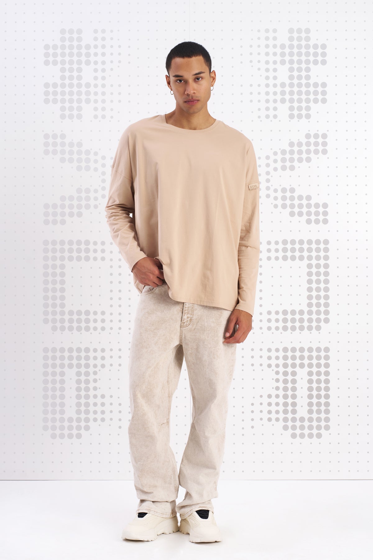 Beige L S T-shirt Mask