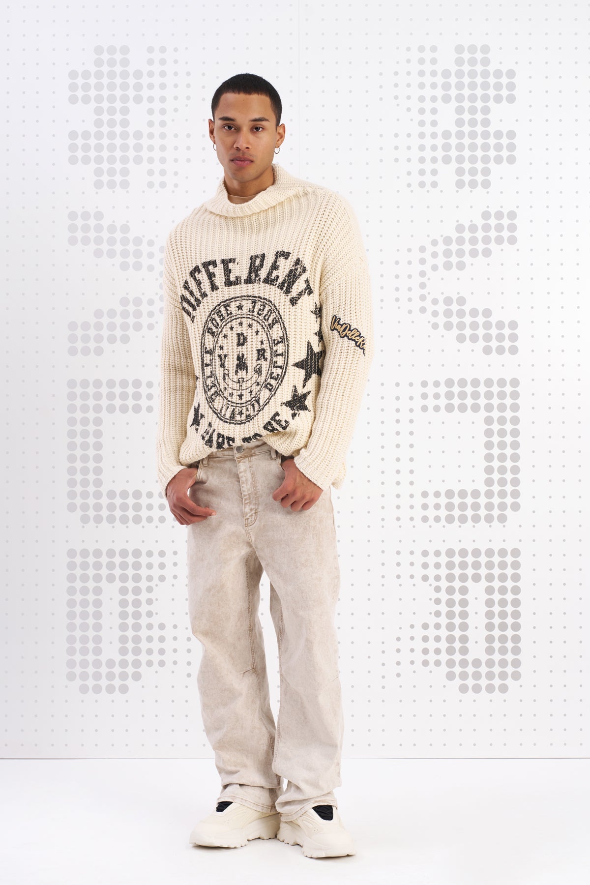 Beige Pullover Trapani